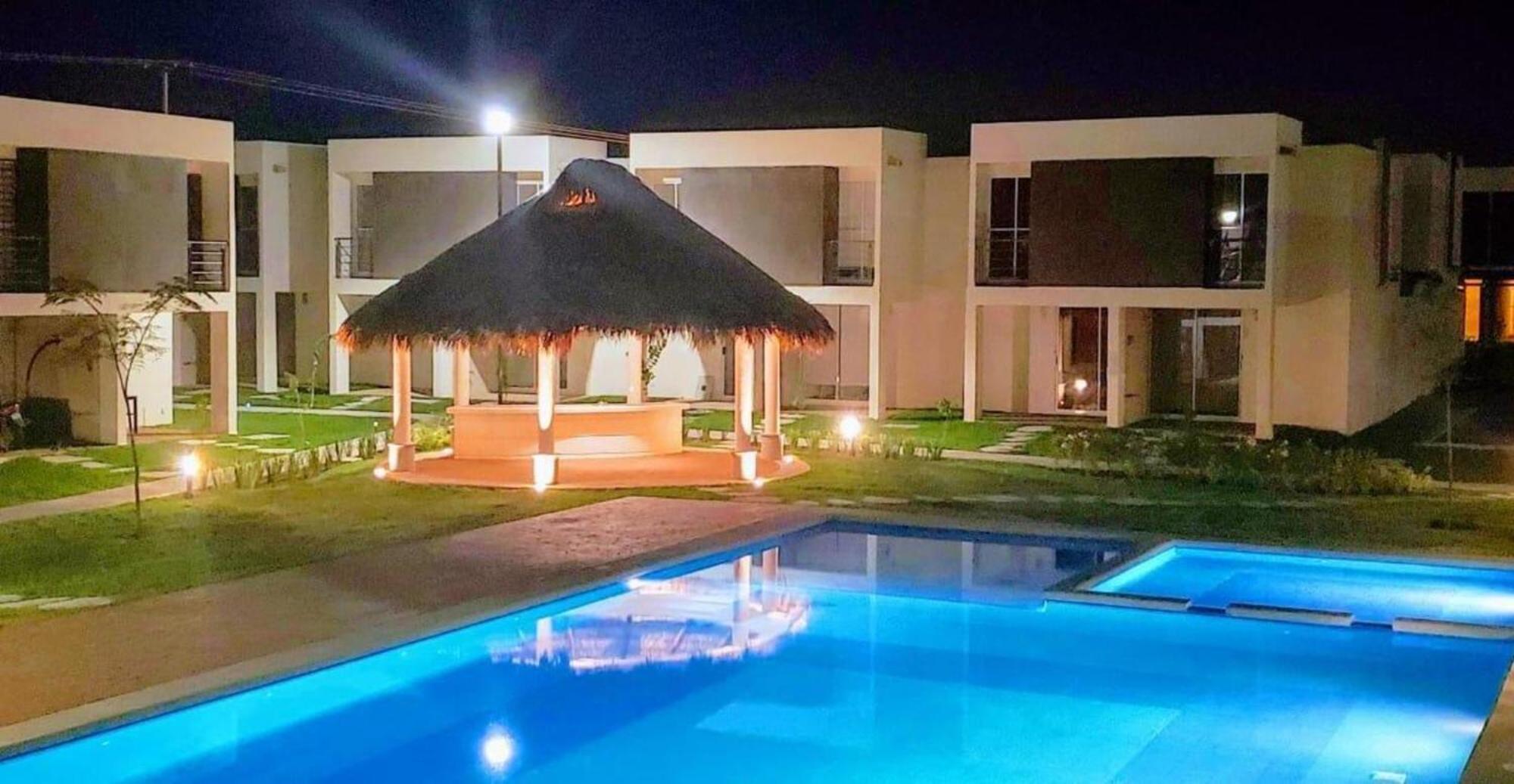 فيلا Casabonita Ii, Pie Alberca, Airac إكسوكيتيبك المظهر الخارجي الصورة